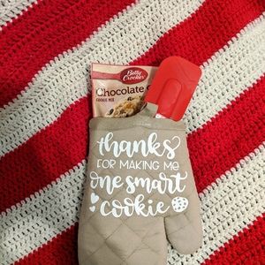 Oven mitt gift